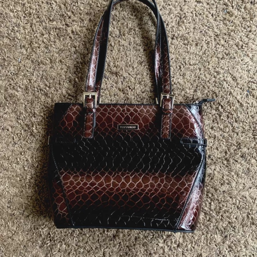 Vittorio Ombré Faux Leather Purse